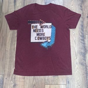 The World Needs More Cowboys t-Shirt size Large